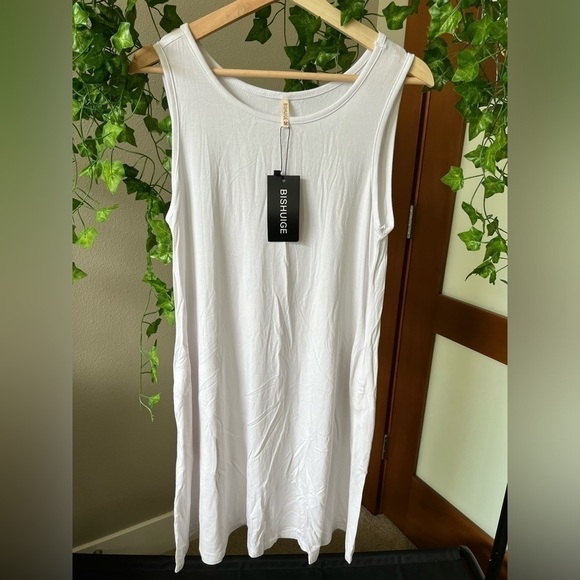 White sheer cover up dress size medium NWT - Picture 1 of 5